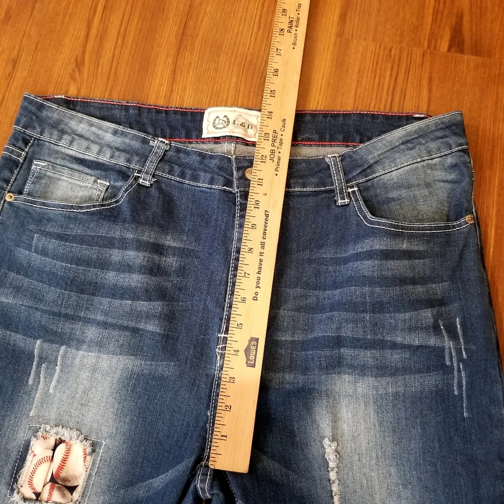 L&B Lucky and Blessed Jeans Women's 20 Baseball Patches Hem Denim Distressed - Picture 8 of 9